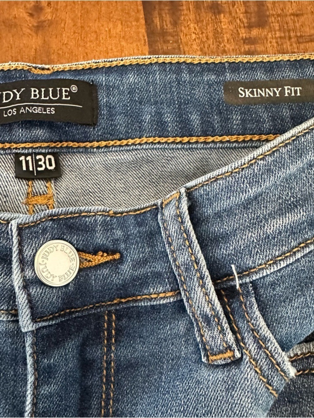 Judy Blue Skinny Fit Distressed Jeans Women’s Size 11/30 Stretch Denim - Picture 9 of 9